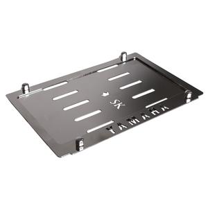 Nerūdijančio plieno poveržlė po SK valstybinio numerio ženklu "Yamaha