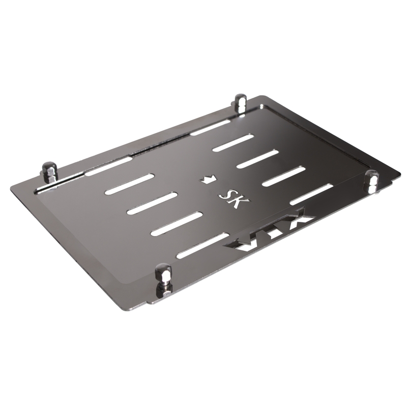 Nerūdijančio plieno poveržlė po valstybinio numerio ženklu VTX