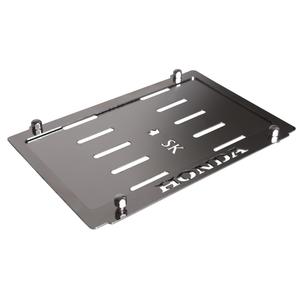 Nerūdijančio plieno poveržlė po "Honda" valstybiniu numeriu