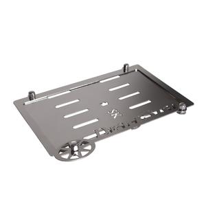 Nerūdijančio plieno trinkelė po SK valstybinio numerio ženklu "Drag Star