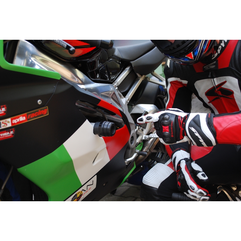 Aprilia RSV 1000 (06-09)
