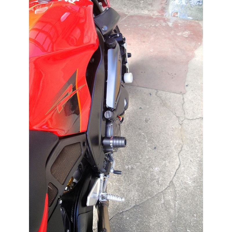 Aprilia TUONO 1000 (02-05) Strėlė išpardavimas