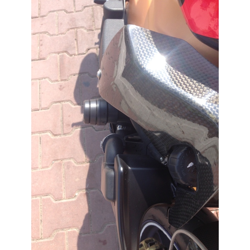 Aprilia TUONO 1000 (06-08)