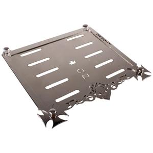 Nerūdijančio plieno trinkelė po CZ valstybinio numerio ženklu Hells Bells