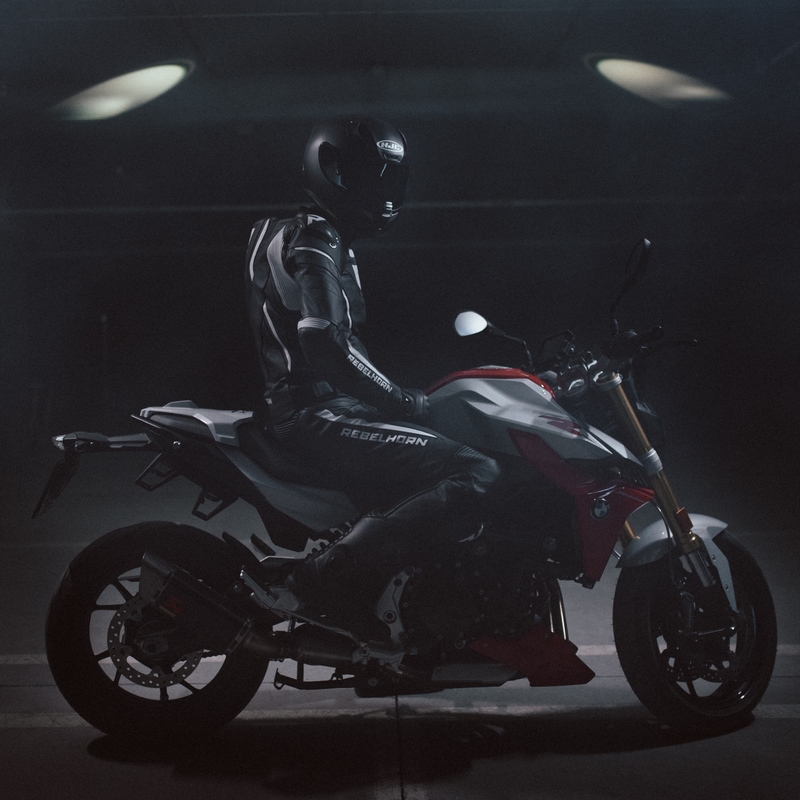 Rebelhorn Fighter Juodai baltos motociklininko kelnės išpardavimas