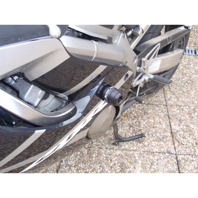 Honda CBR 600F (99-07) S ÚPRAVOU KAPOTÁŽE Classic