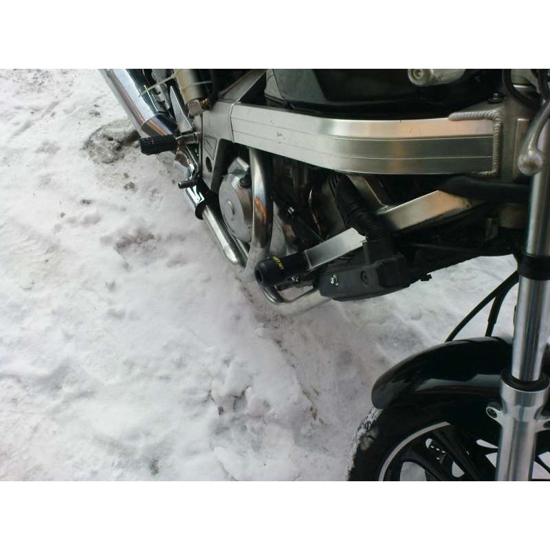 Honda NTV 650 strėlė