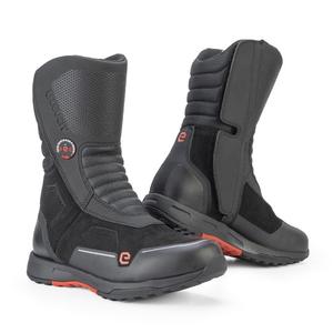 "Eleveit Venom WP" juodi motociklininko batai