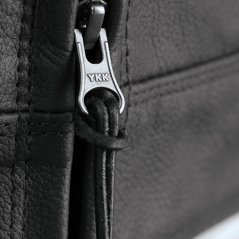 "Oxford Walton" juoda odinė motociklininko striukė