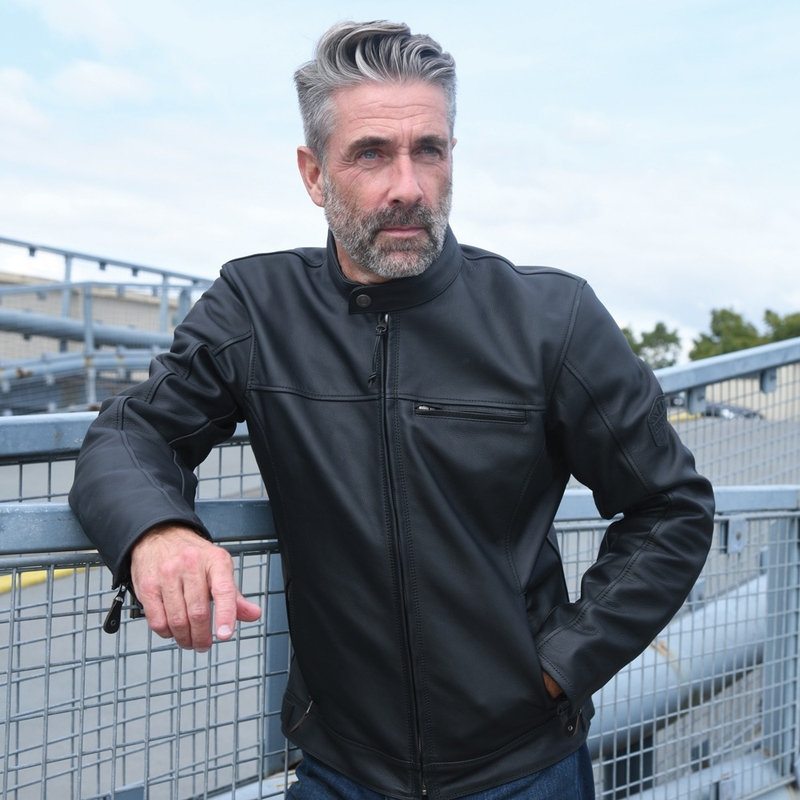 "Oxford Walton" juoda odinė motociklininko striukė