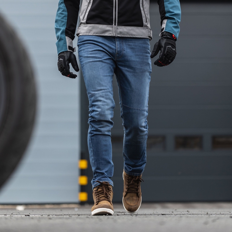 "Oxford Original Approved Jeans AA Slim fit šviesiai mėlynos spalvos