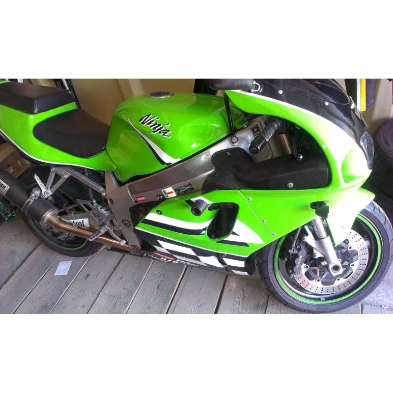 "Kawasaki ZX-7R Gatling