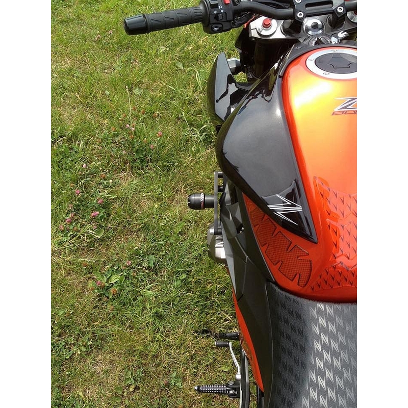 "Kawasaki Z-750" (07-12)