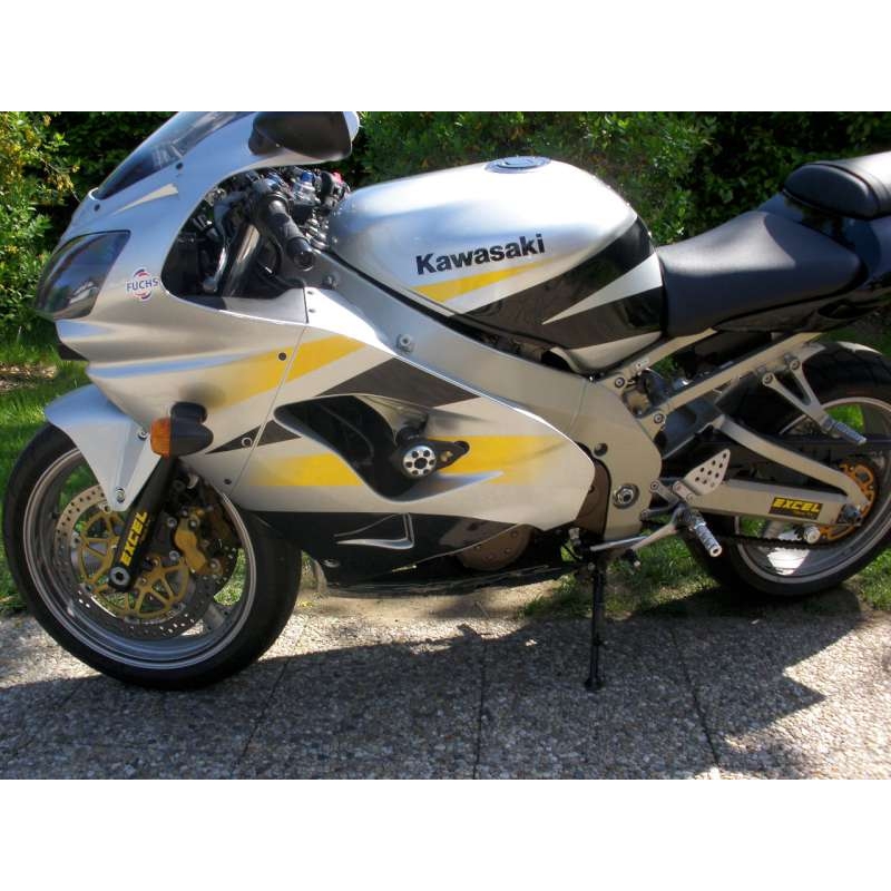 Kawasaki ZX-9R (02-03)