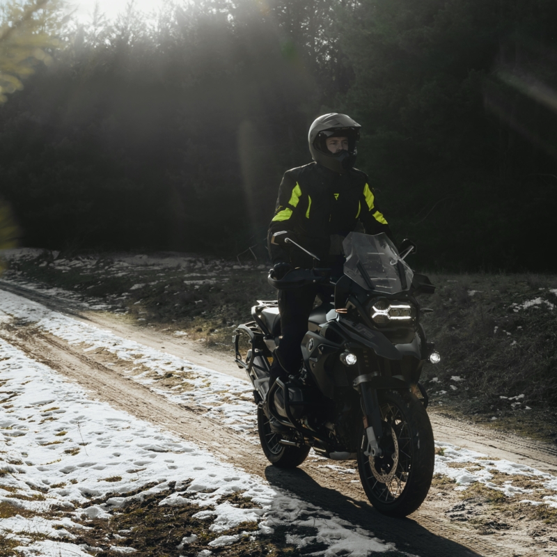 Motociklininko striukė Rebelhorn Hardy II black-fluo yellow išpardavimas