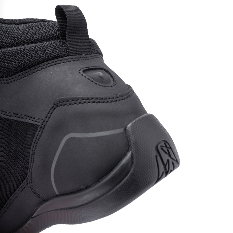 "Rebelhorn Spark II" juodi motociklininko batai
