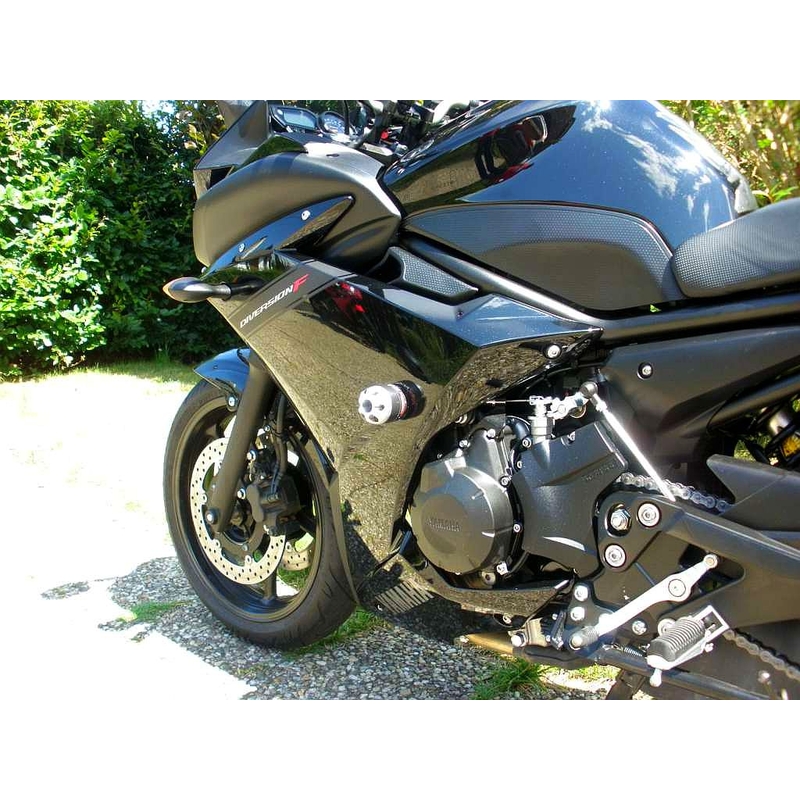 Yamaha XJ-6F (09-) Classic išpardavimas