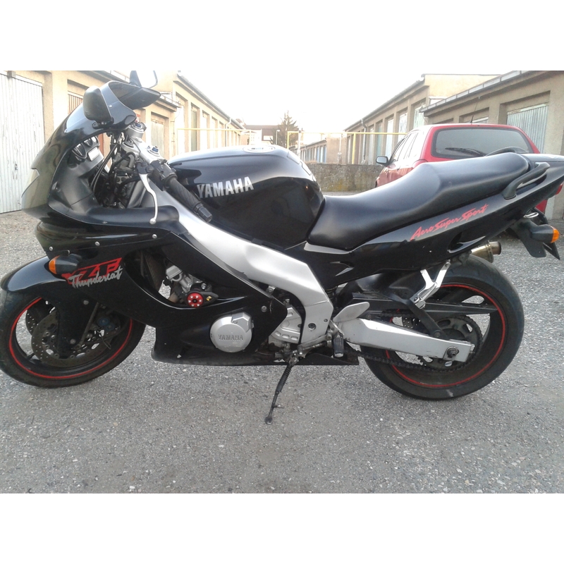 Yamaha YZF 600R THUNDERCAT/YZF 1000R THUNDERACE Strėlė