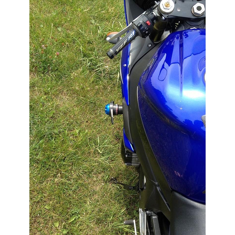 Yamaha YZF-R1 (02-03) Strėlė