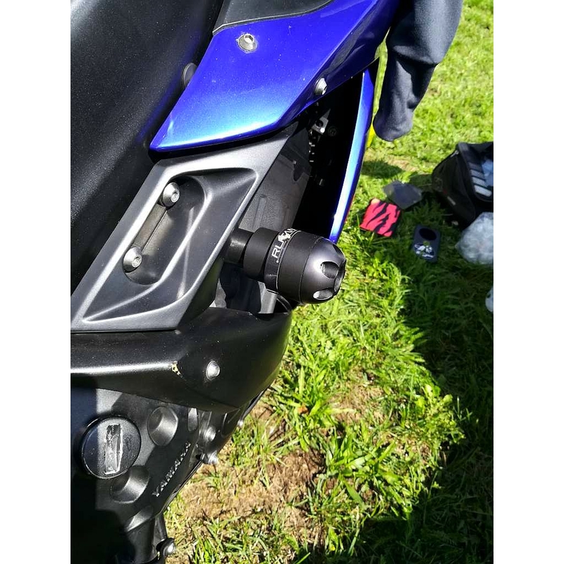 Yamaha YZF-R1 (04-06) Strėlė