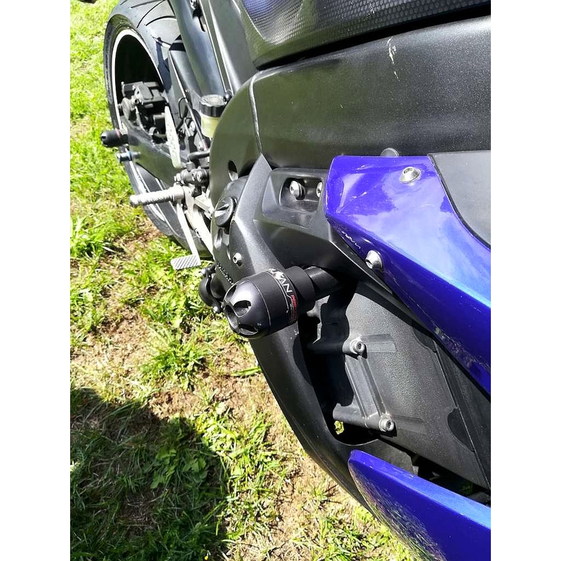 Yamaha YZF-R1 (04-06) Strėlė