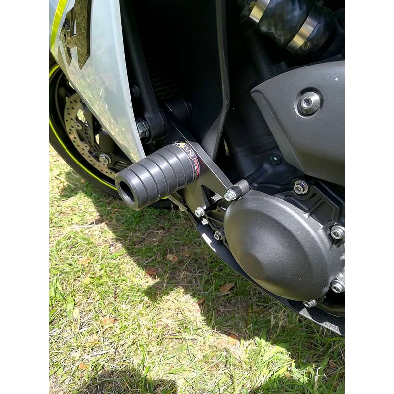 Yamaha YZF-R1 (09-14) Strėlė išpardavimas