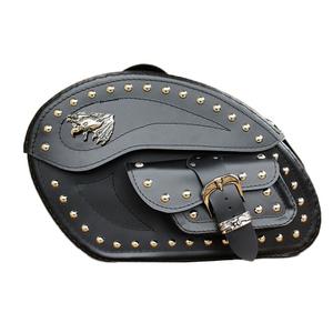 Odinės motociklo bagažinės RSA S262 juodos spalvos su kniedėmis 26 l