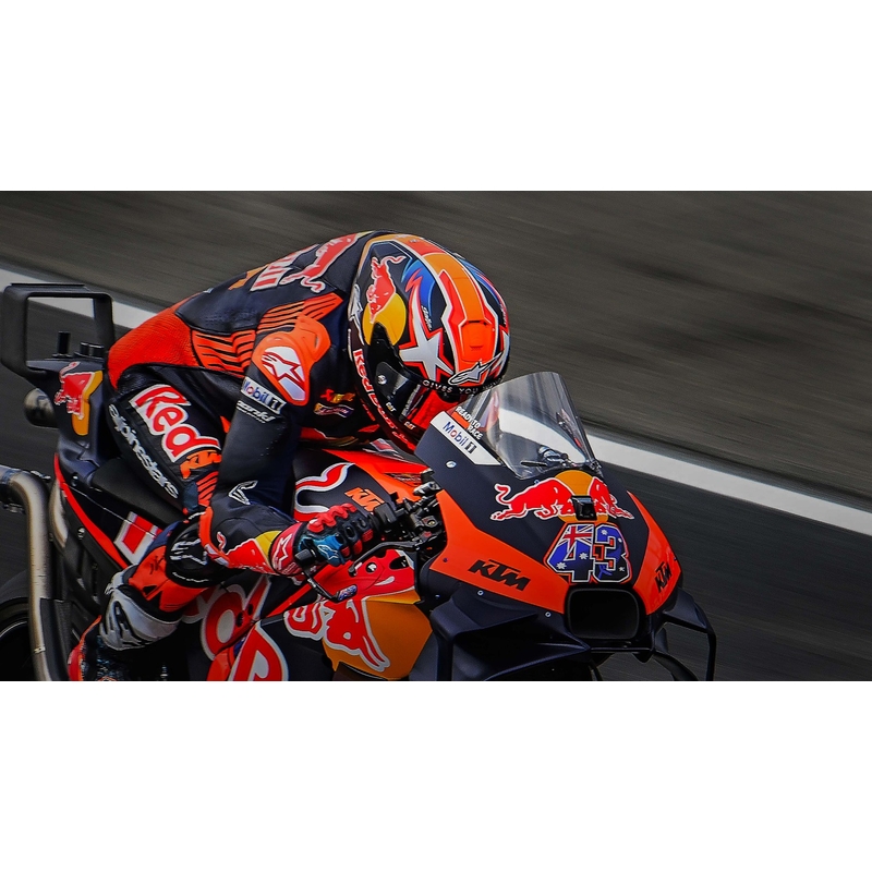 Alpinestars Supertech R-10 Solid carbon white matt integralinis motociklininko šalmas