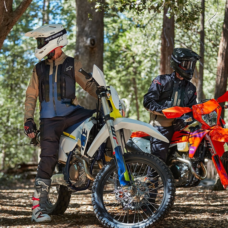 "Alpinestars Techdura" juoda-ruda-tamsiai mėlyna motociklininko striukė