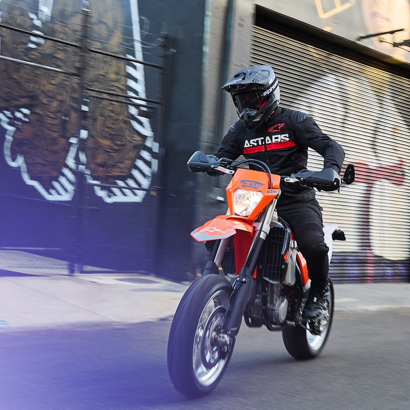Alpinestars SMX Air juoda-fluo raudona motociklininko striukė