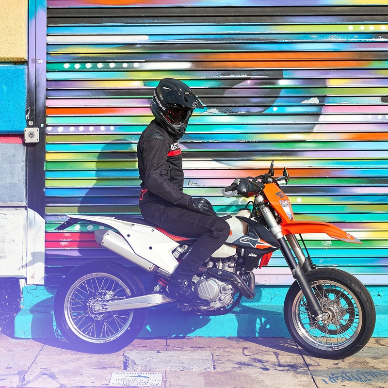 Alpinestars SMX Air juoda-fluo raudona motociklininko striukė