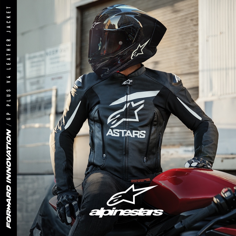 Alpinestars GP PLUS 4 juodai balta motociklininko striukė