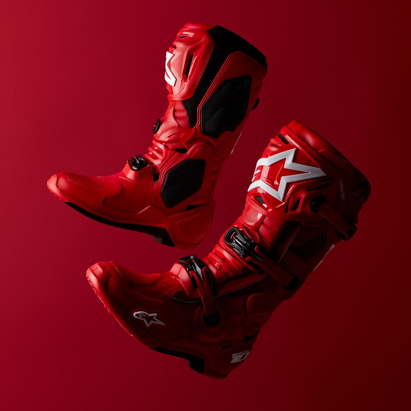 Alpinestars Tech 10 motociklininko batai raudoni