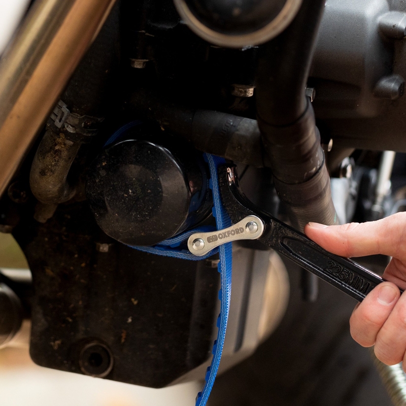 Universalus alyvos filtro veržliaraktis "Oxford