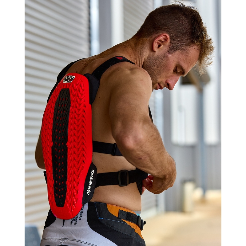Alpinestars A-5 Plasma juoda-raudona-balta krūtinės apsauga
