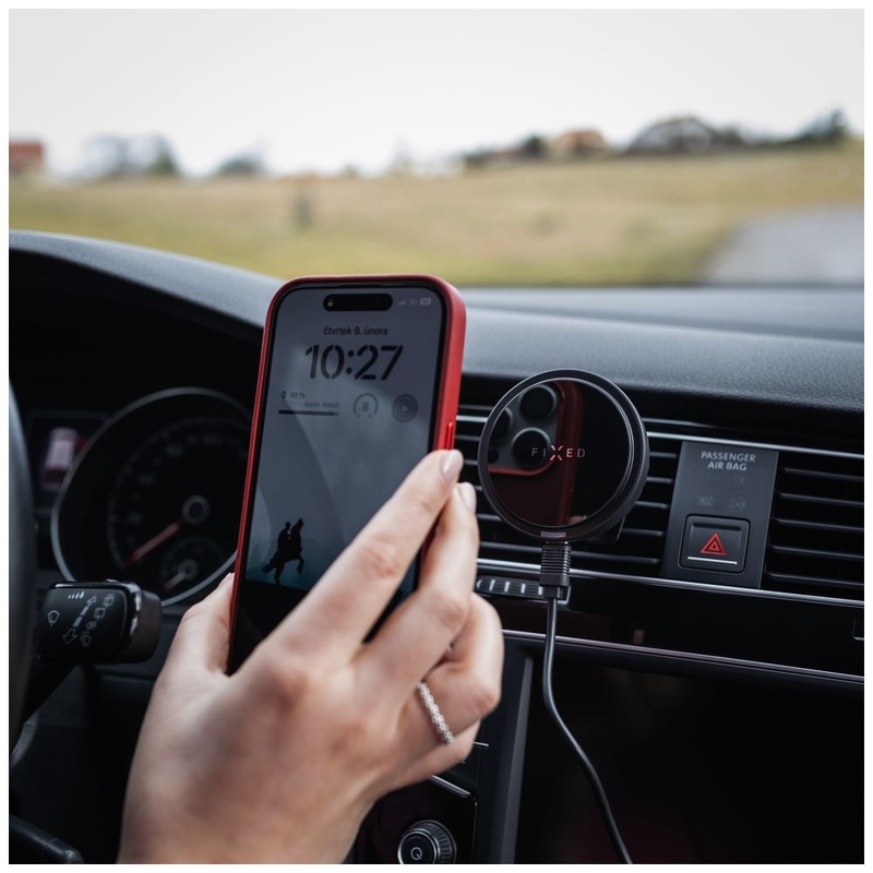 FIXED MagCool belaidžio įkrovimo laikiklis su aktyviu aušinimu ir MagSafe laikikliu juodas 15W