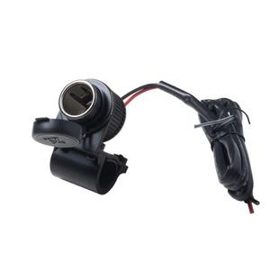 Tarpfono įkroviklis su CL išvestimi, skirtas motociklams