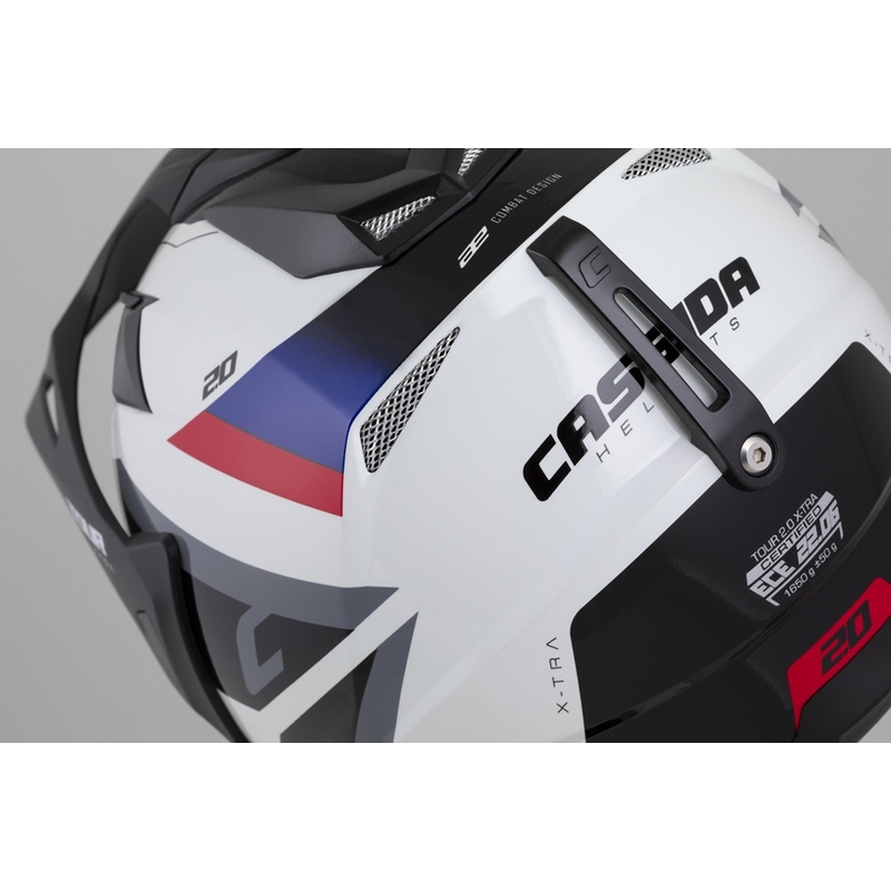 Enduro šalmas "Cassida Tour 2.0 X-tra" baltai-mėlynai-raudonai-juodas su juodu matiniu skydeliu