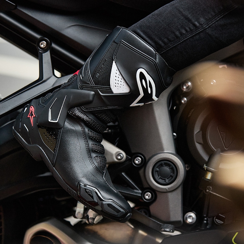 "Alpinestars" moteriški "Stella SMX-6 3" juodos, baltos ir rožinės spalvų motociklininkų batai