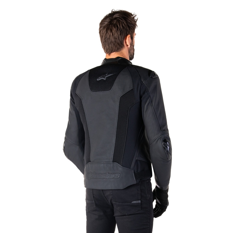 "Alpinestars Missile 3 Airflow" juoda odinė motociklininko striukė