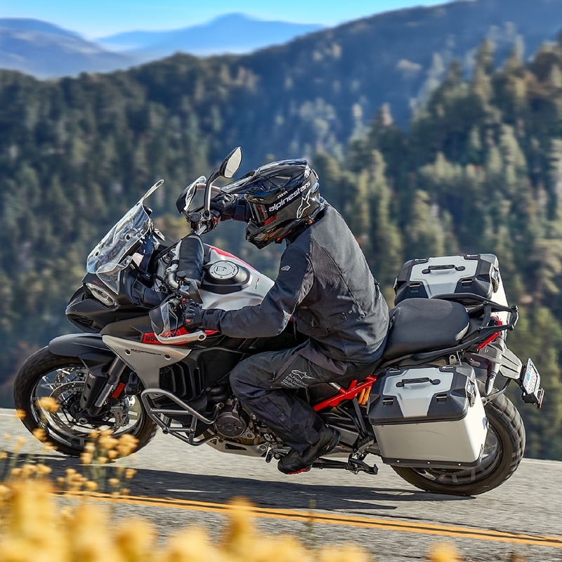 Alpinestars ST-7 Prime Gore-Tex juoda motociklininko striukė