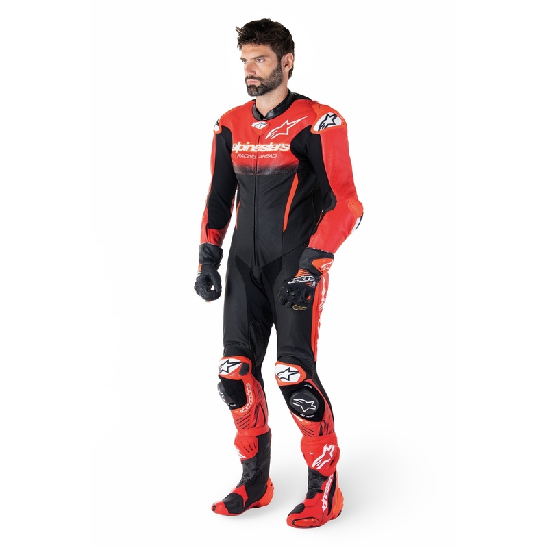 "Alpinestars GP-R7 Tech-Air" paruoštas / suderinamas juodas / raudonas vientisas odinis kostiumas