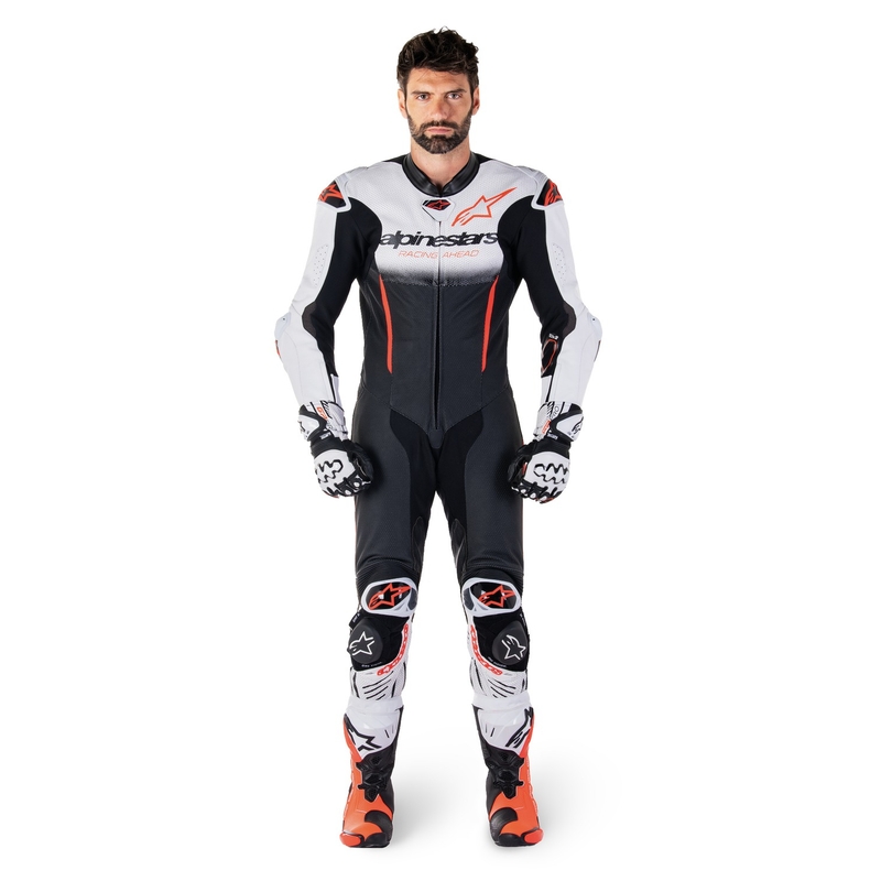 "Alpinestars GP-R7 Tech-Air" paruoštas/kombinuojamas baltai-juodai-fluo raudonas vientisas odinis kostiumas