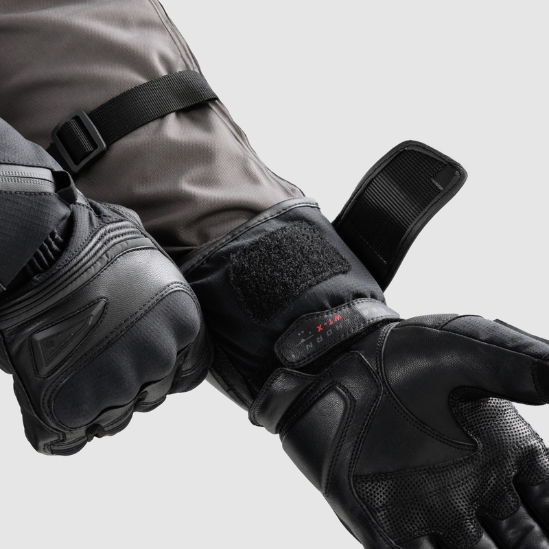 "Rebelhorn Summit" žieminės juodos motociklininko pirštinės