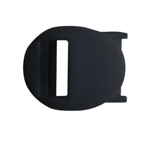 Juostelės tvirtinimas prie juodų motociklininko batų "Shot