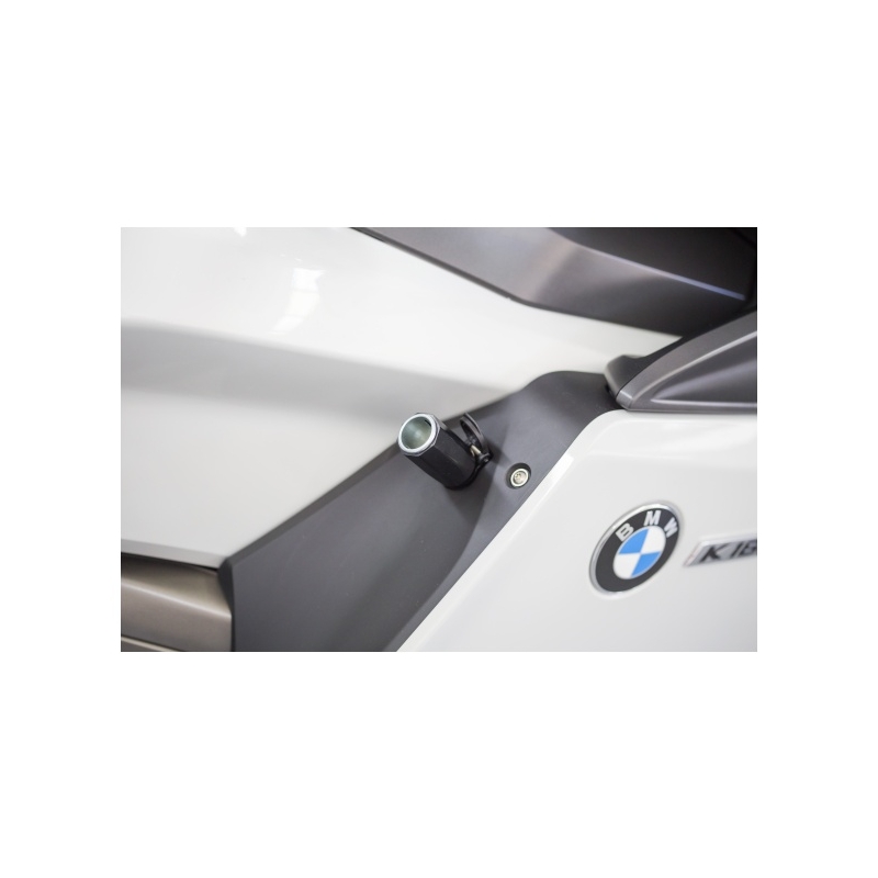 DIN adapteris iš mažo moto lizdo į automobilio lizdą