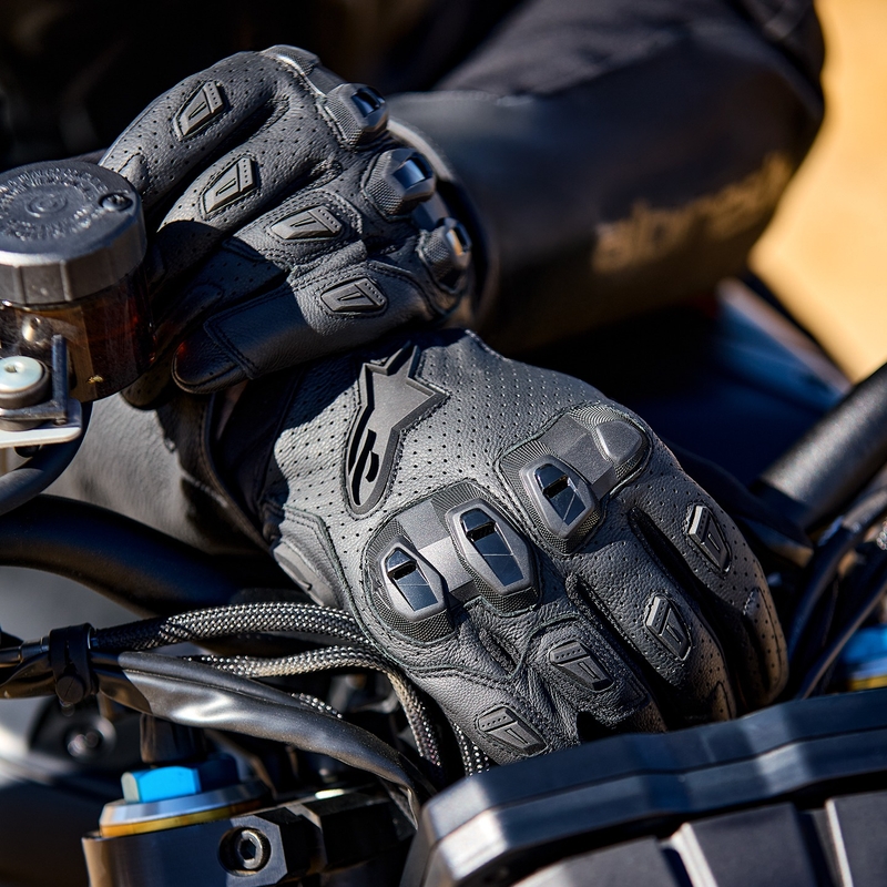 Alpinestars SP X 7 juodos motociklininko pirštinės