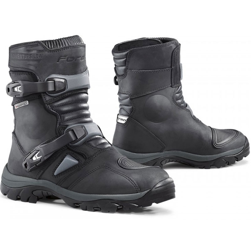Moto batai Forma Adventure Low WP black