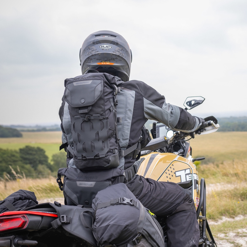 Oxford Atlas B-10 Black 10 L kuprinė motociklui