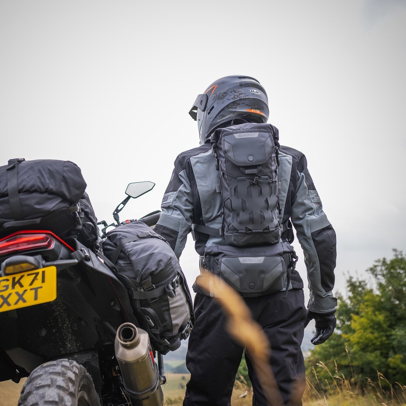 Oxford Atlas B-10 Black 10 L kuprinė motociklui